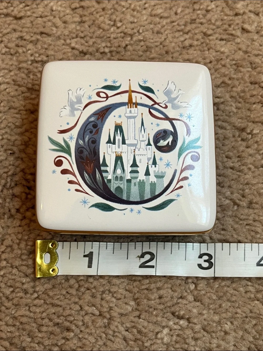 NWT Disney Cinderella’s Castle Ceramic Jewelry Box